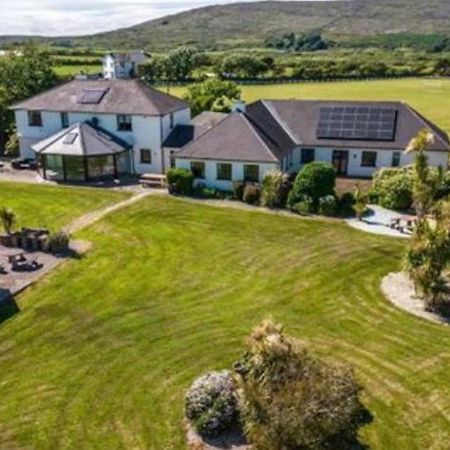 Corthna Lodge Schull Buitenkant foto